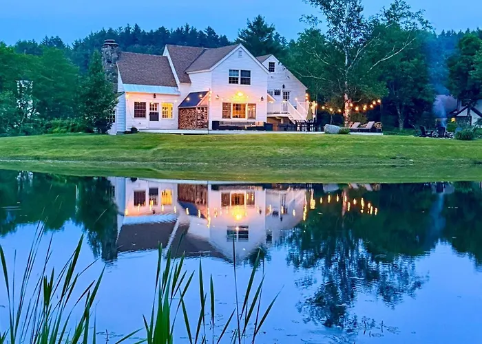 The Villa - Industrial Farmhouse With Hot Tub